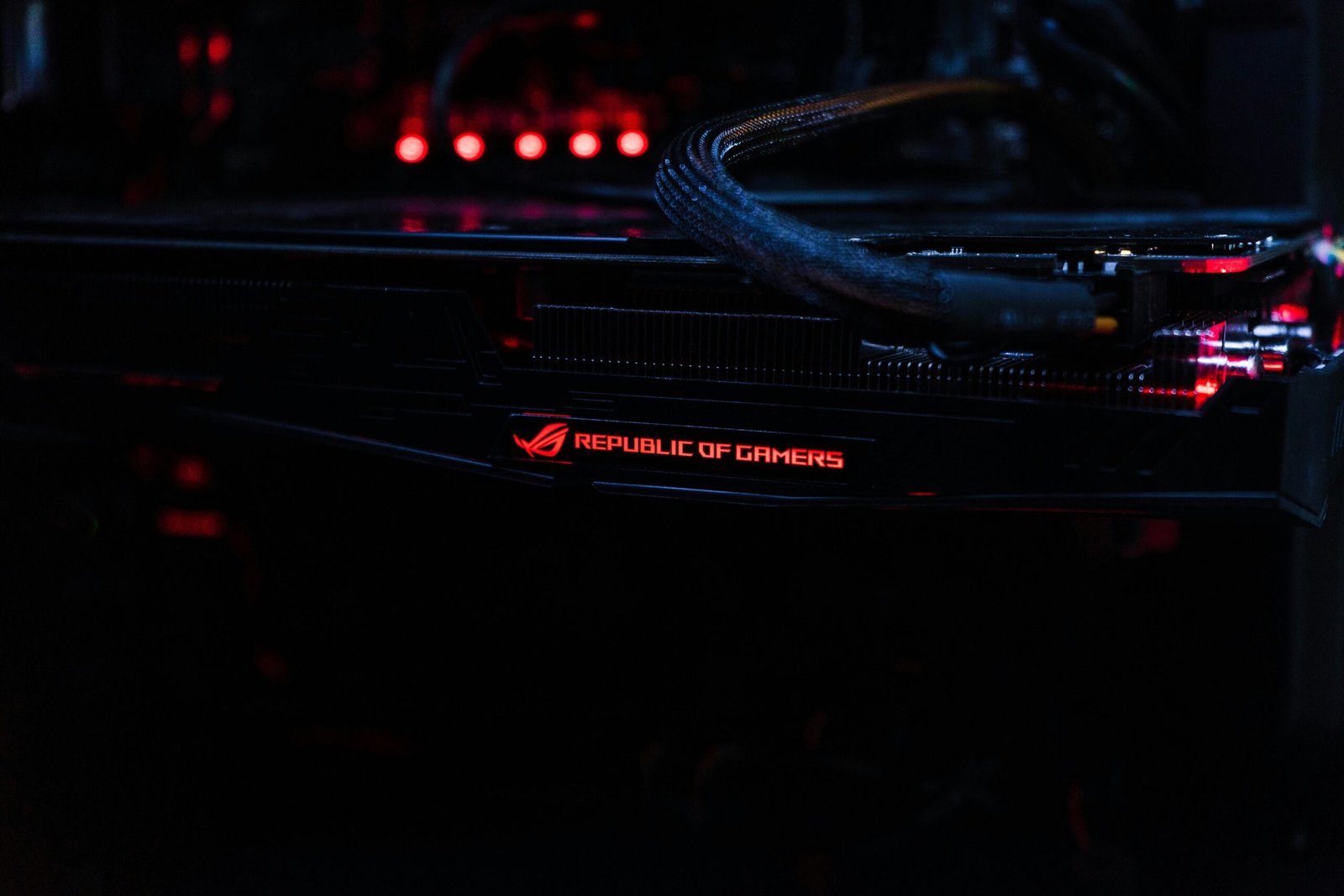 Asus ROG gaming tower